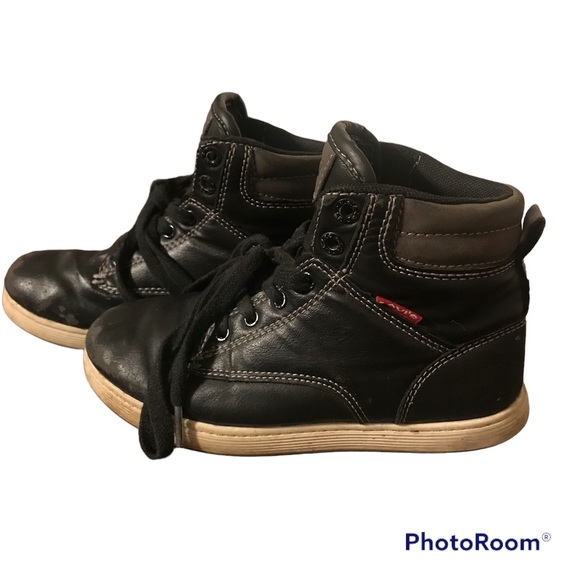 LEVIS HIGH TOP SNEAKERS BLACK LITTLE BOYS GIRLS UNISEX KIDS SIZE 13 GUC - Picture 1 of 16